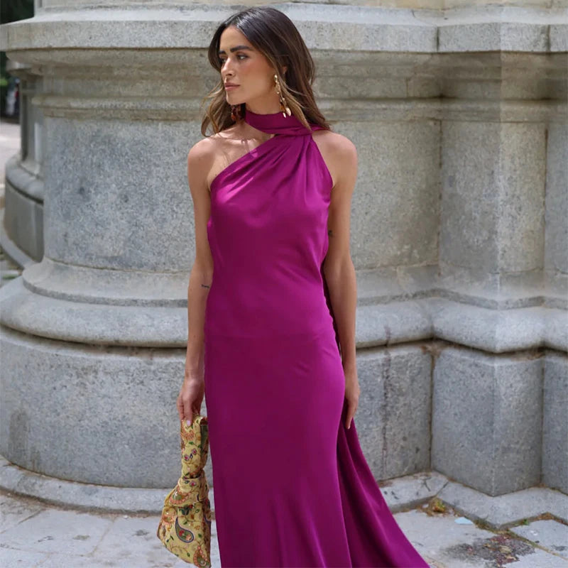 Robe Élégance Drapée – Collection Prestige
