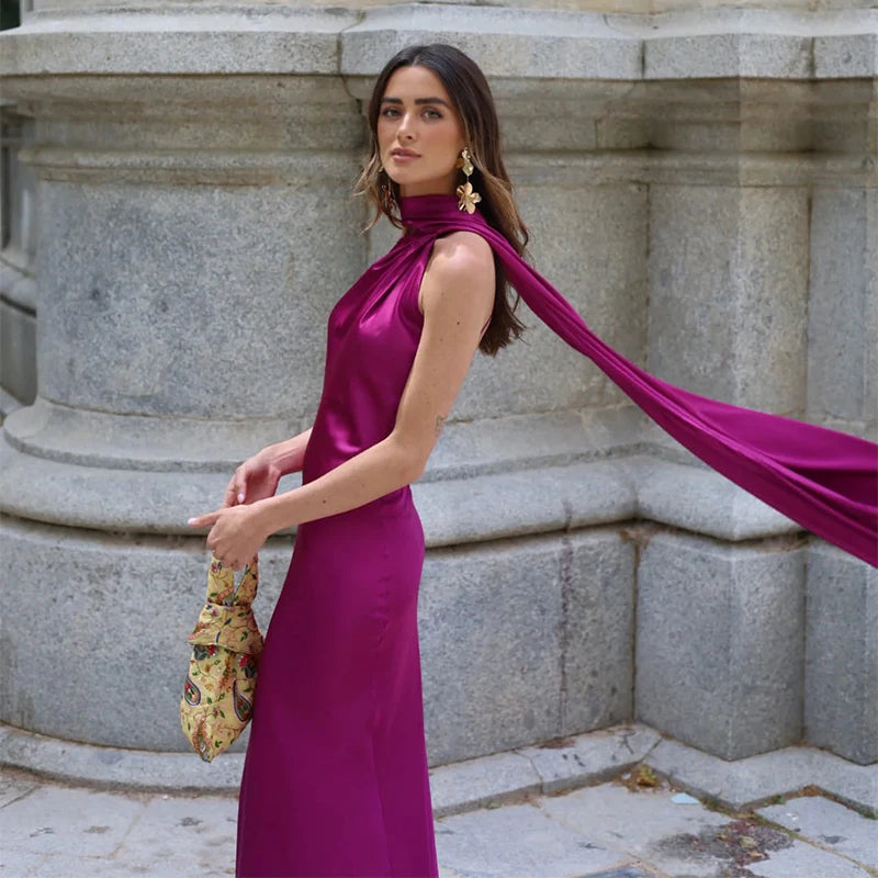Robe Élégance Drapée – Collection Prestige