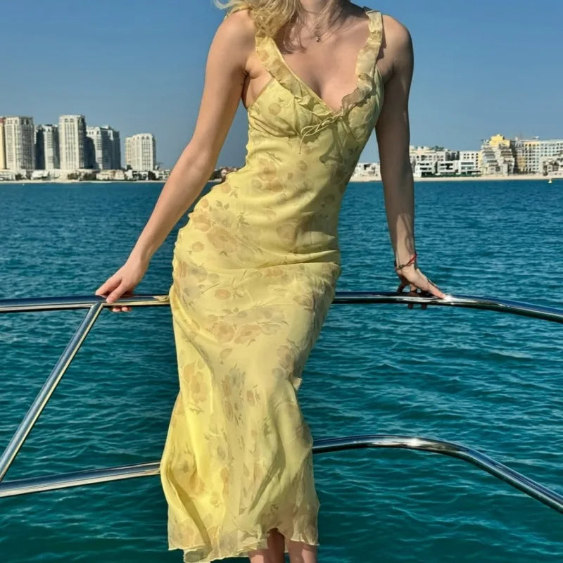Robe “Limoncella Nights” – Élégance florale au coucher du soleil
