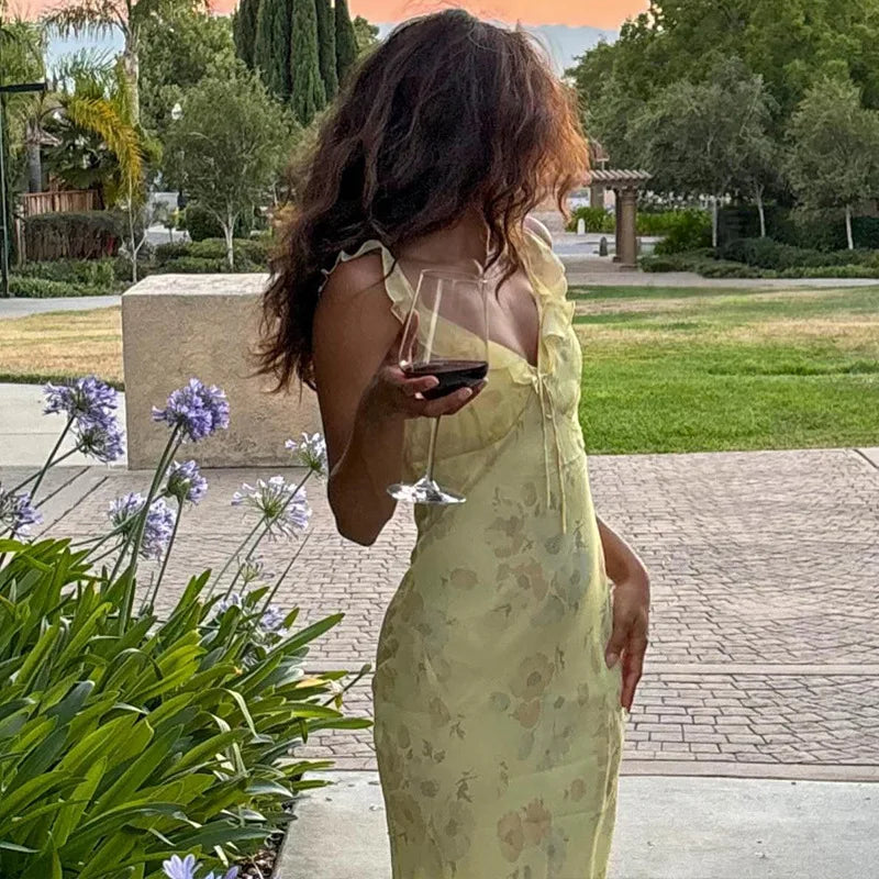 Robe “Limoncella Nights” – Élégance florale au coucher du soleil