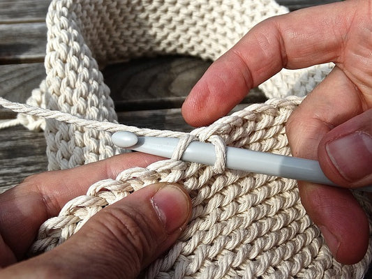 Introduction à la broderie : L'art du crochet