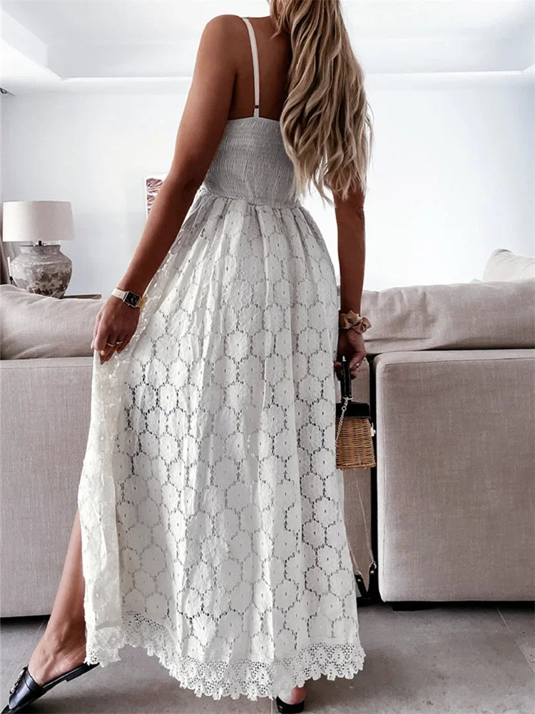 Robe Dentelle Ajournée – Sensualité & Élégance en Transparence