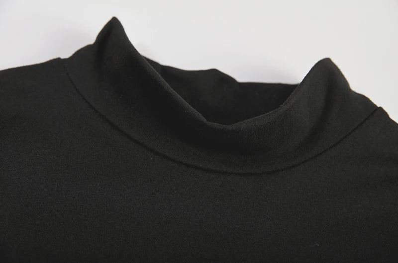 Robe Kiara longue ajourée à lacets sur les côtés