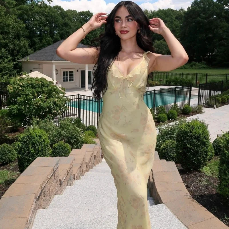 Robe “Limoncella Nights” – Élégance florale au coucher du soleil