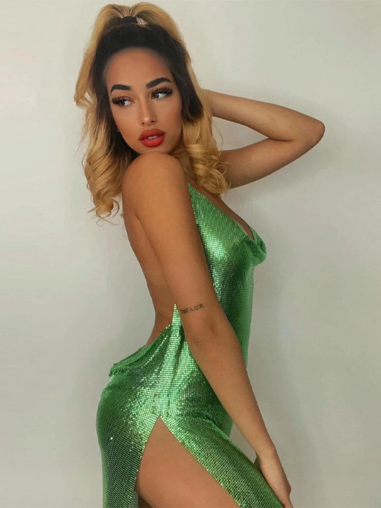 Robe Selina verte dos nu, look tropical chic pour l’été