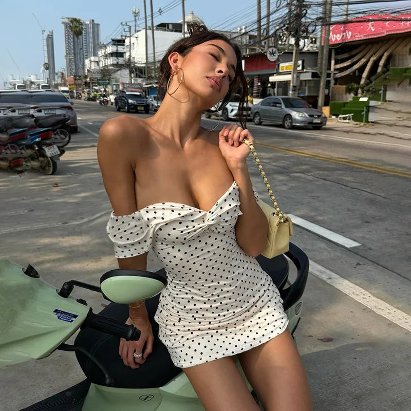 Robe Luma – Mini robe blanche à pois dos nu