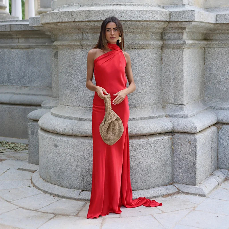 Robe Élégance Drapée – Collection Prestige