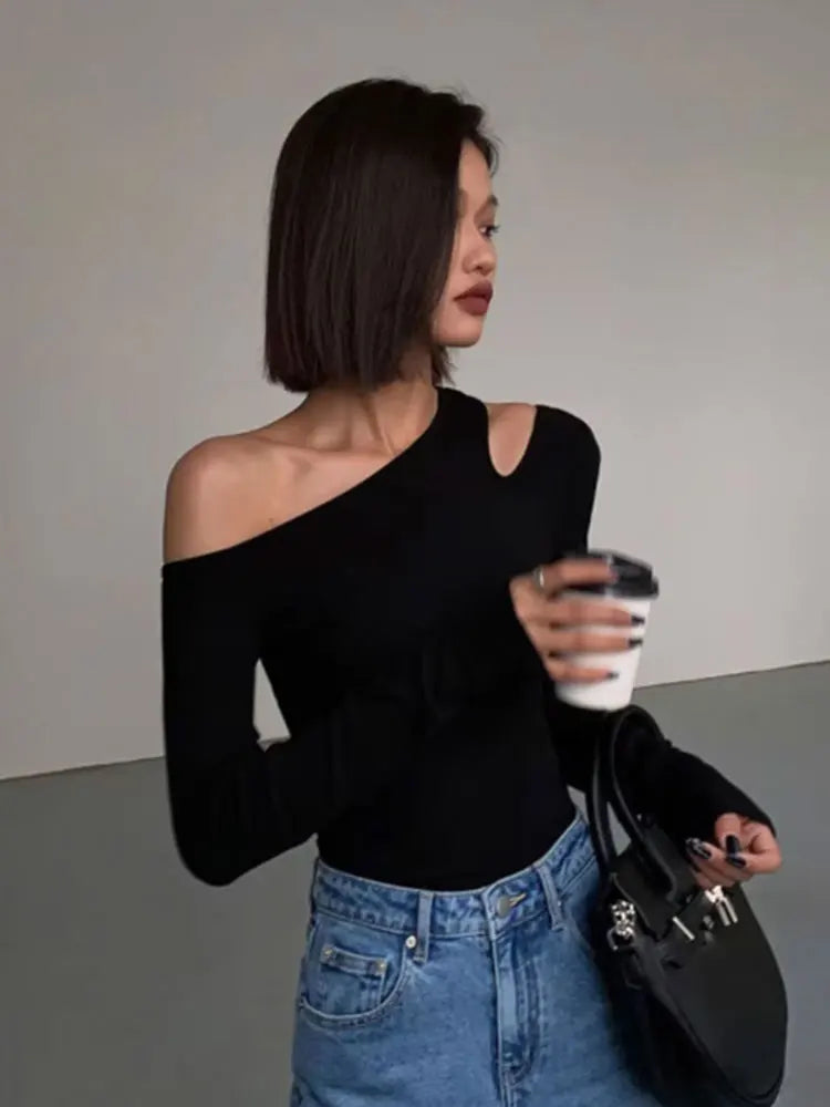 Top asymétrique femme – Épaule dénudée, noir ou blanc, manches longues